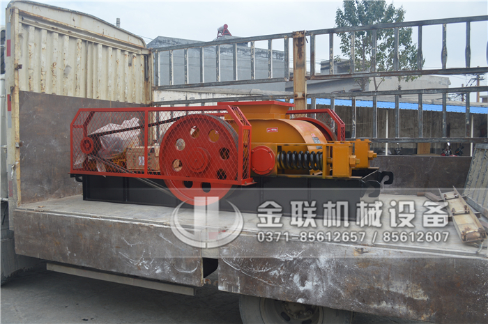 大型雙齒輥式破碎機價格是多少，生產能力怎么樣？