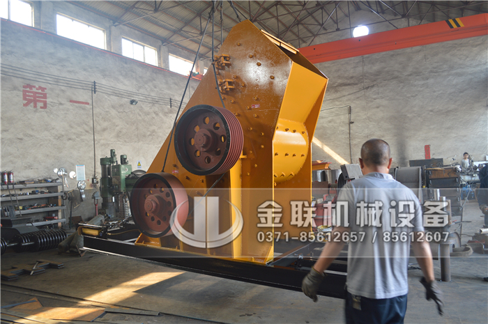 哪個廠家煤炭粉碎機優(yōu)勢多，有哪些型號推薦？