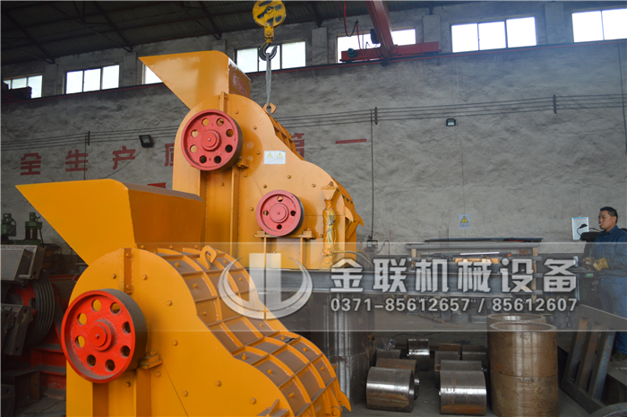 大型煤炭粉碎機的產量是多少,是怎么來粉碎煤炭的? 大型煤炭粉碎機的產量是多少,是怎么來粉碎煤炭的?