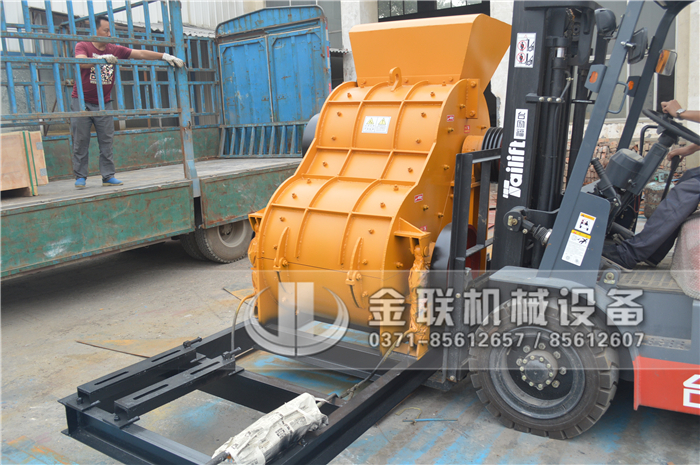 時(shí)產(chǎn)15噸煤泥粉碎機(jī)哪個(gè)廠家好,有哪些型號(hào)可選? 時(shí)產(chǎn)15噸煤泥粉碎機(jī)哪個(gè)廠家好,有哪些型號(hào)可選?