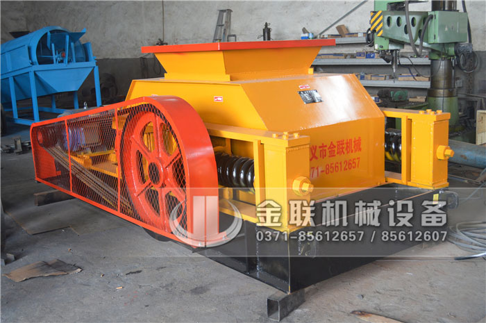 齒輥式破碎機使用壽命長嗎,進料粒度是多少? 齒輥式破碎機使用壽命長嗎,進料粒度是多少?