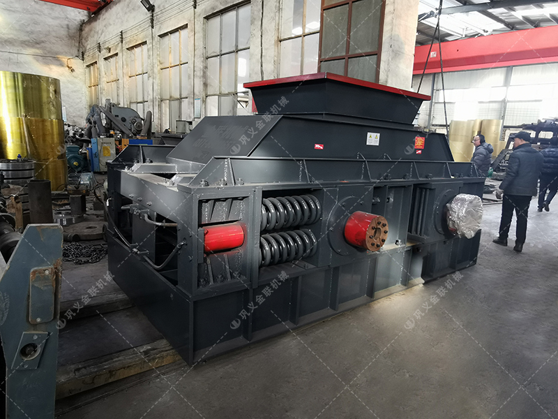 1500x1000型對輥破碎機發貨 破碎河卵石