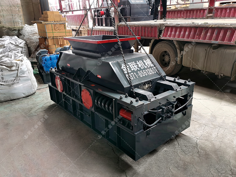 2PG800x600中型對輥制砂機發貨圖片 發往山西 2PG800x600中型對輥制砂機發貨圖片 發往山西