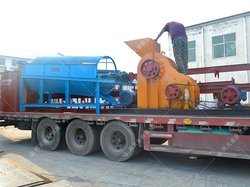 SCF88雙級破碎機(jī),篩分機(jī)生產(chǎn)線發(fā)貨圖片_發(fā)往甘肅武威_破碎紅土