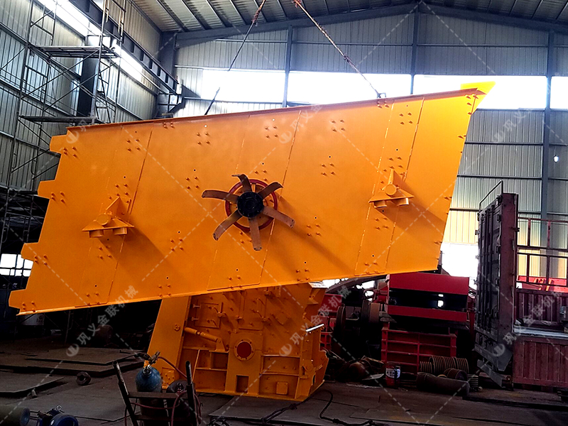 石料生產線設備發往重慶_1214反擊式破碎機_1548圓振動篩 石料生產線設備發往重慶_1214反擊式破碎機_1548圓振動篩