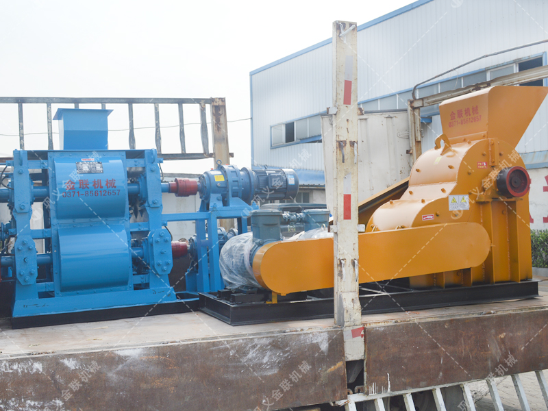 四輥破碎機和粉碎機發貨圖片_發往內蒙古包頭_破碎煤炭