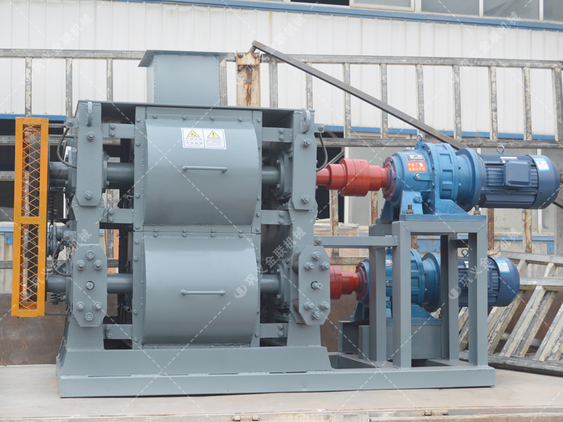 4PG0404小型四輥破碎機發貨圖片_發往新疆阿克蘇_破碎石英石 4PG0404小型四輥破碎機發貨圖片_發往新疆阿克蘇_破碎石英石