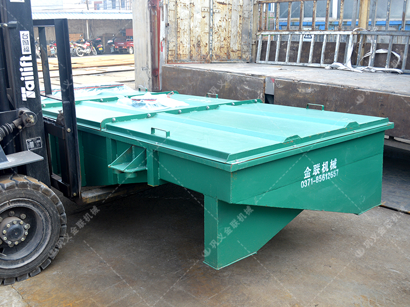 1535兩層直線振動(dòng)篩發(fā)貨圖片_發(fā)往吉林長(zhǎng)春_篩石英砂 1535兩層直線振動(dòng)篩發(fā)貨圖片_發(fā)往吉林長(zhǎng)春_篩石英砂
