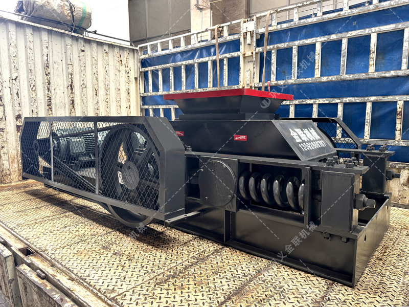 看雙齒輥破碎機如何將原料 “變廢為寶”，鑄就高利潤顆粒塊