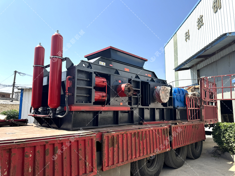 砂石業(yè)“產(chǎn)能成本雙難”？液壓對輥制砂機(jī)給出破局新解